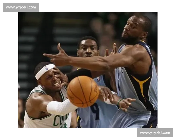 探讨篮球比赛中犯规的种类、判罚标准及其对比赛走向的影响分析